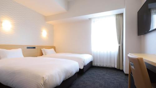 Others 3, Ab Hotel Konan, Konan