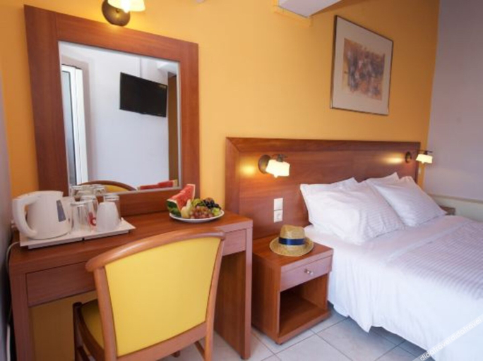 Bedroom 5, Mirabel CityCenter Hotel, Ionian Islands
