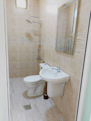 Bathroom, Lacasa chalet panoramic view to dead sea, Shooneh Janoobiyyeh