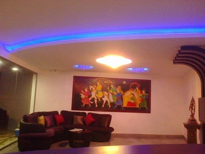 Others 3, Chandana Inn, Thrissur