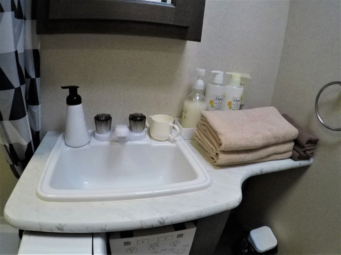 Bathroom 5, Resoneccha Villa in Katetsu - Glamping, Setouchi