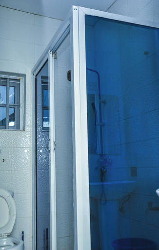 Bathroom, Omenma Hotels & Conference Centre, Ahizu-Mb
