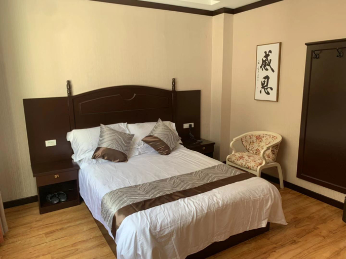 Bedroom 2, Tongyuan Business Hotel, Anshun