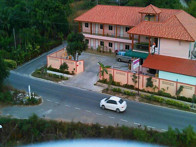 Exterior & Views 2, Wattana Hill Resort , Sattahip