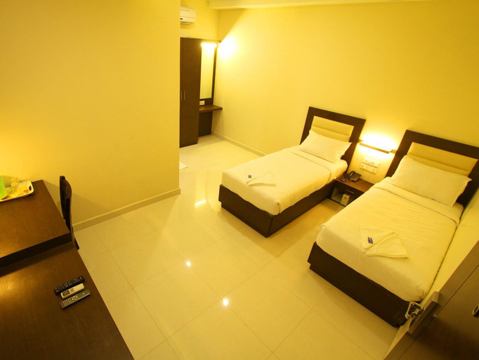 Bedroom 2, Samy Hotel, Namakkal
