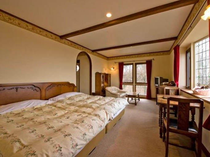Bedroom, Kaedean Hotel, Itō