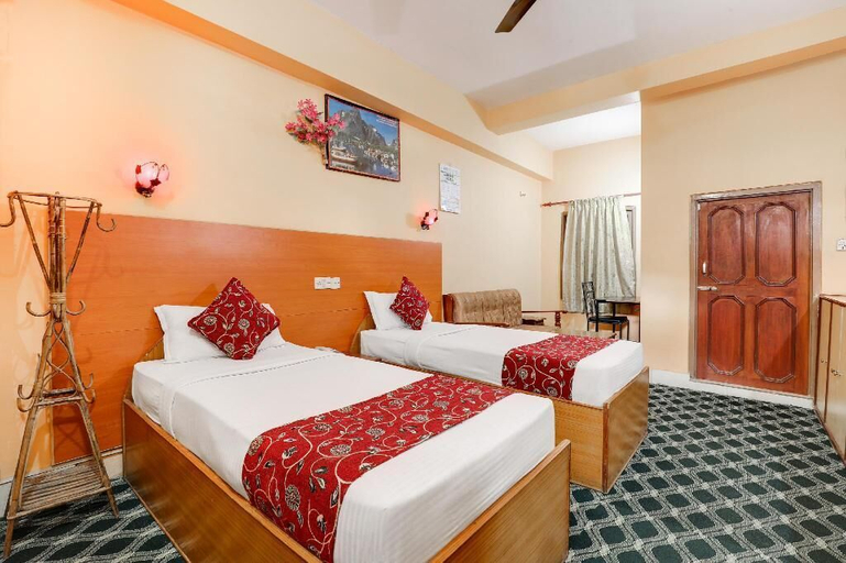 Bedroom 2, Hotel Gangotri, Narayani