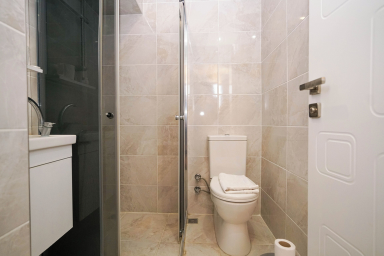 Bathroom 5, Aristo Otel, Didim