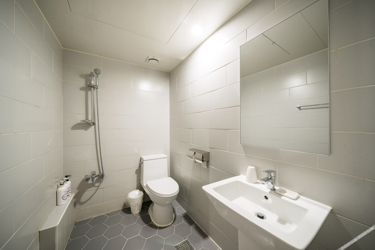 Bathroom, Uiwang Hotel Nine, Gunpo