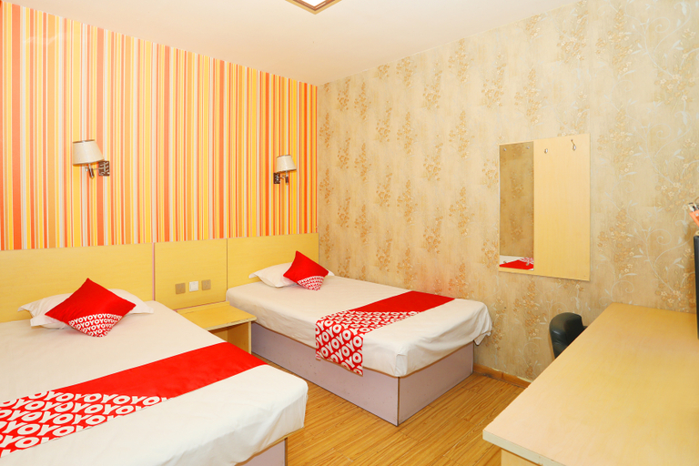 Bedroom 2, Hongya Hotel, Jinan