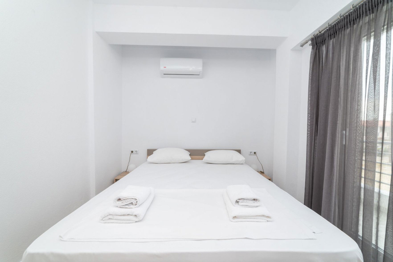 Bedroom 5, Sirens Residential Complex, East Macedonia and Thrace