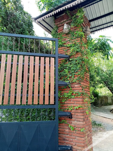 Others 3, The Crown Hotel Dambulla, Dambulla
