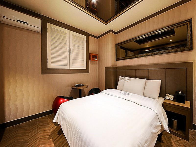 Bedroom 2, Seongnam Wol Hotel, Seongnam