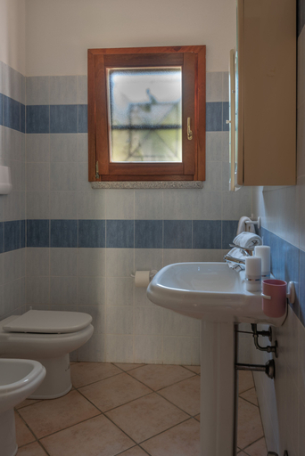 Bathroom 5, レ ディモーレ ディ ブドーニ, Nuoro