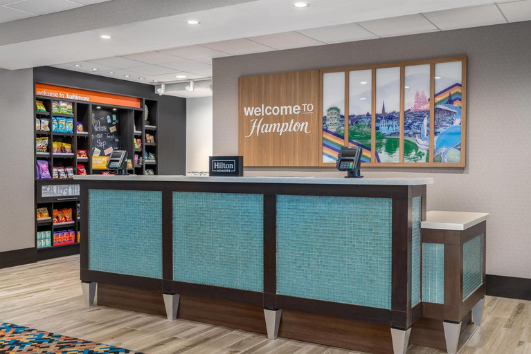 Public Area, Hampton Inn Baltimore Bayview Campus, Baltimore