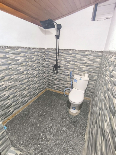 Bathroom 3, Cool Breeze 2, Klungkung