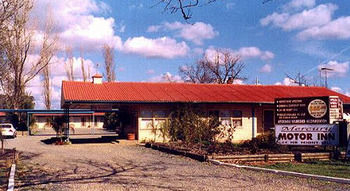 Exterior, Seven Inn, Wagga Wagga - Pt A