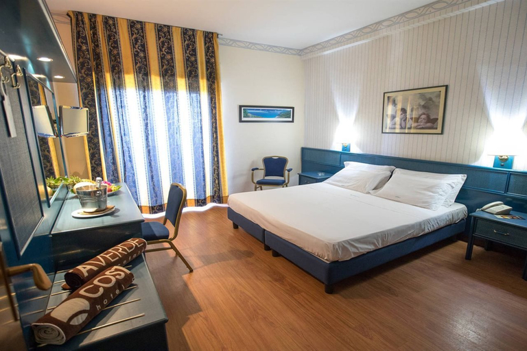 Bedroom 3, Costa Verde, Palermo