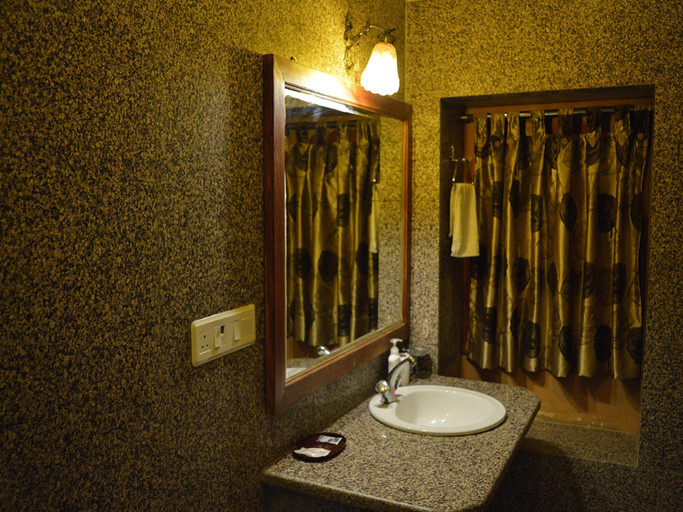 Bathroom 3, Hotel Jessul Kot, Jaisalmer