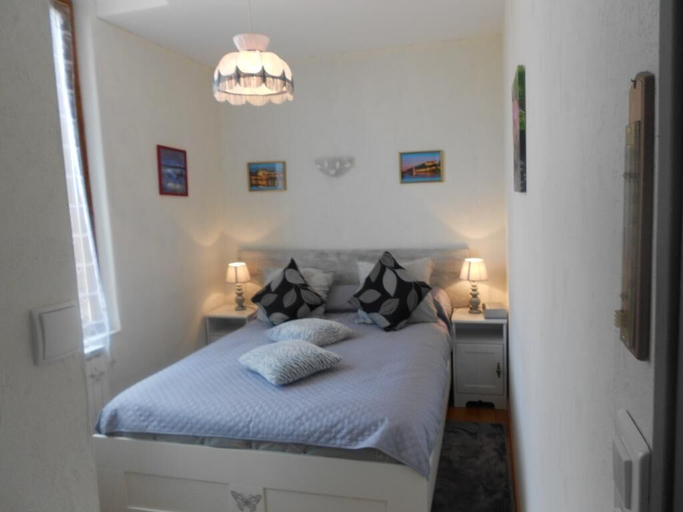 Bedroom 4, L'eclipse, Indre-et-Loire