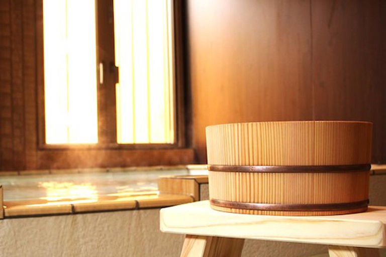 Bathroom 2, Fujima, Atami