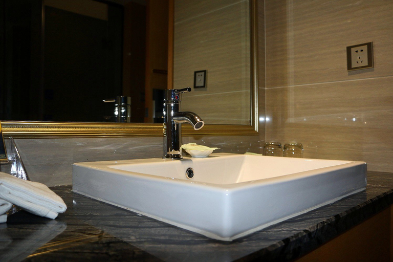 Bathroom, Huadu Hotel, Quanzhou