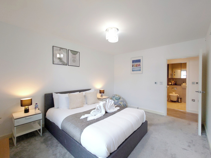 Room 4, Luxury One Bed Apartment Near Olympic Park, London