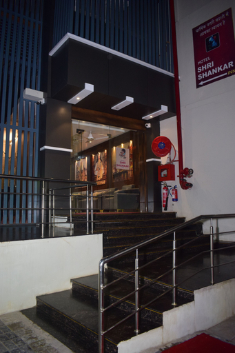 Exterior & Views 2, Hotel shri shankar, Varanasi