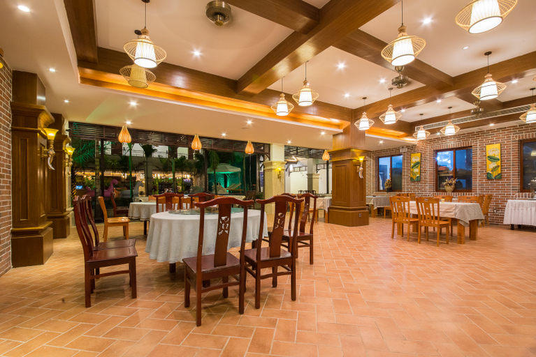 Food & Drinks 4, Lancang river bank Resort, Xishuangbanna Dai