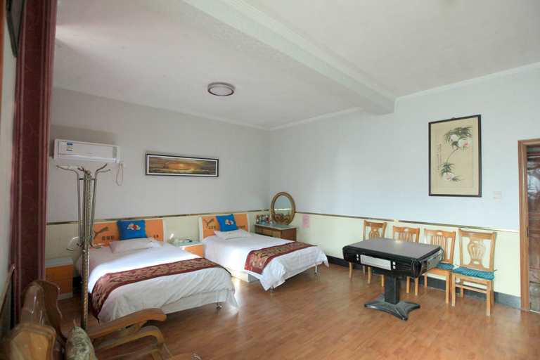 Bedroom 2, Jieshou Lantian Hotel, Fuyang