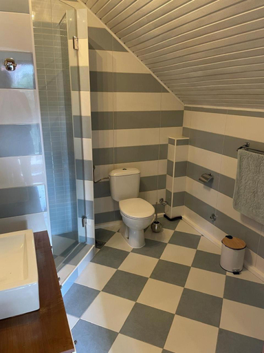 Bathroom 4, Apartment Anna