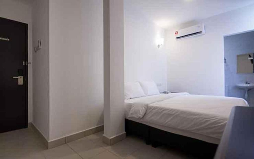 Bedroom 3, D Nice Hotel, Penang Island