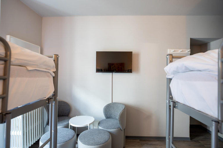 Bedroom 2, Bristol, Luxembourg