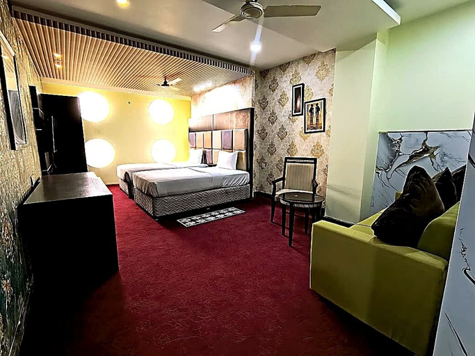 Room 5, Surya Regency, Udham Singh Nagar