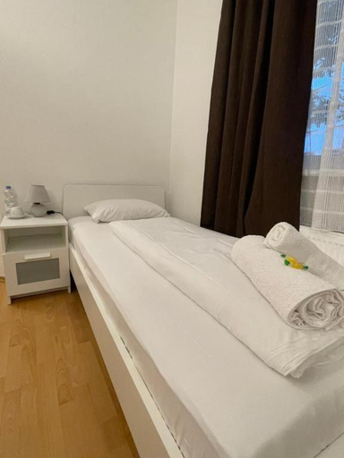 Bedroom 2, Hotel Starlight, Frankfurt am Main