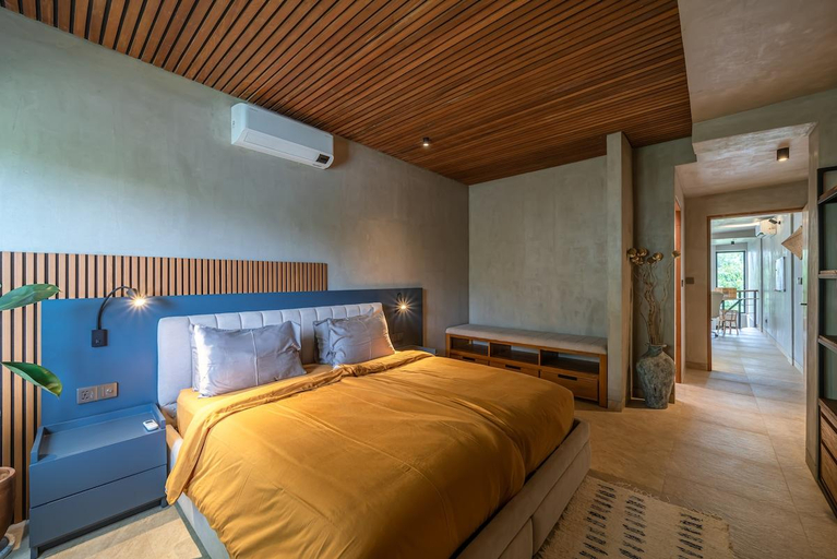 Bedroom 1, Impressive 4BR Villa Close to The Beach!, Badung