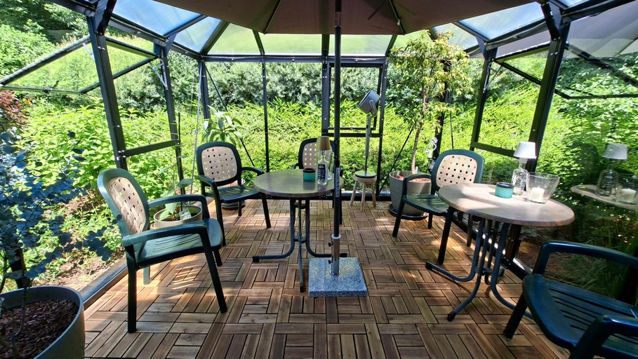 Food & Drinks, BayVista Lodge - Studios & Apartments, Cham