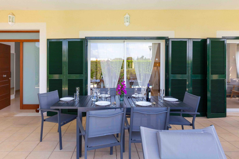 Others 5, Villa mar i, Baleares