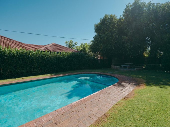Sport & Beauty 4, Cosy - Best Rest Potch, Dr Kenneth Kaunda