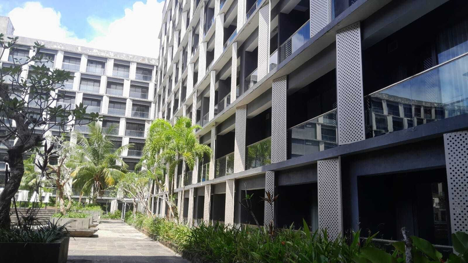 Exterior 4, Relaxing 2Br Combined Unit At Apartment Tamansari Skylounge Balikpapan, Balikpapan