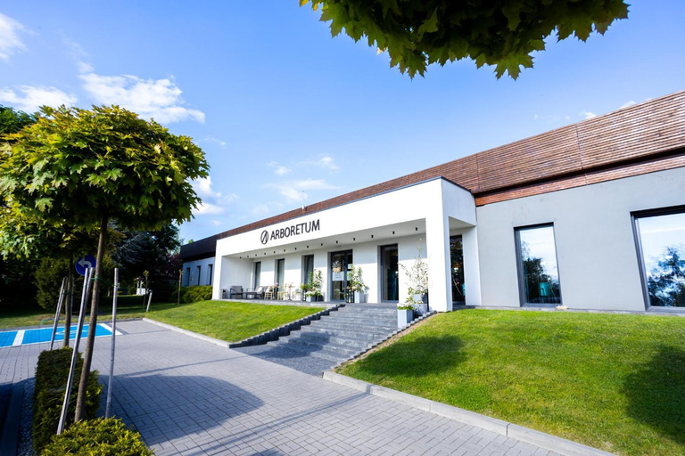 Exterior & Views, Arboretum Hotel & Restaurant, Tomaszów Mazowiecki
