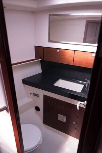 Bathroom 2, YachtsailVenice, Venezia