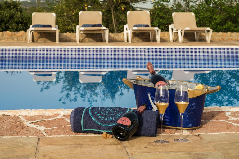 Sport & Beauty 2, Finca RUSTICA FELOSTAL Son Soleclau with Sauna & Pool, Baleares