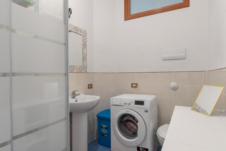 Bathroom 3, Appartamento in Villa Marlory, Palermo