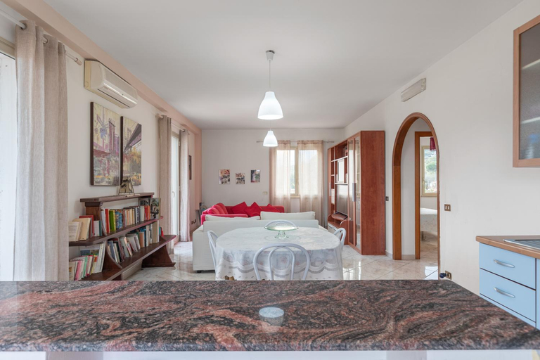 Others 4, Appartamento in Villa Marlory, Palermo