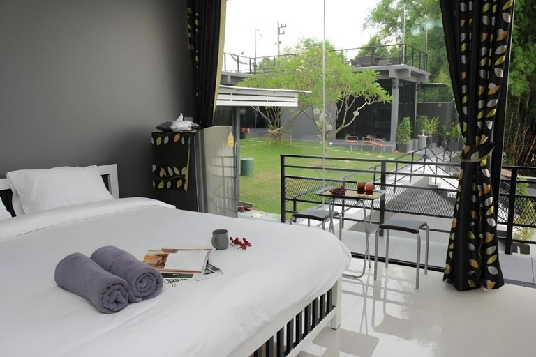 Bedroom 2, Rimnamphotharam Resort, Photharam