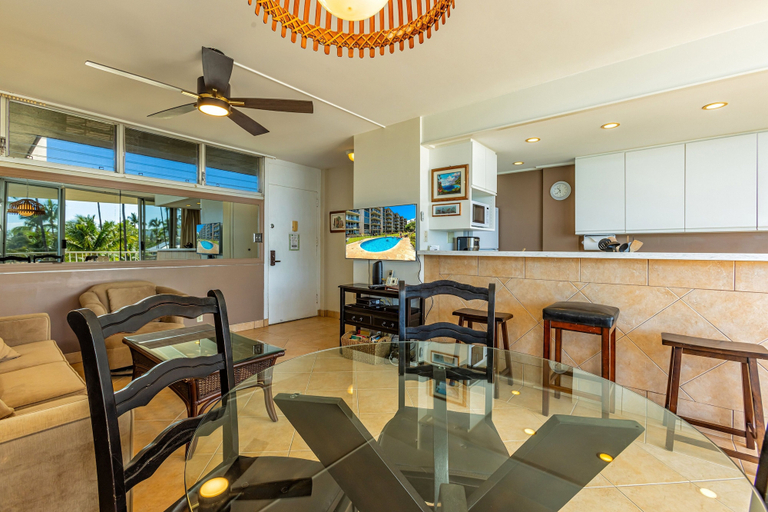 Food & Drinks, Kamaole Nalu, #404 2 Bedroom Condo by RedAwning, Maui