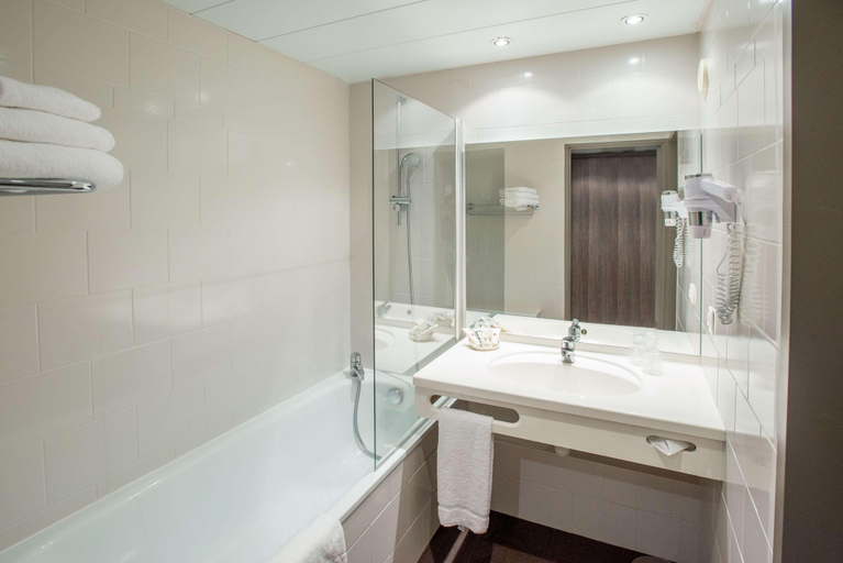 Bathroom 5, Best Western Plus Hotel Admiral, Rhône