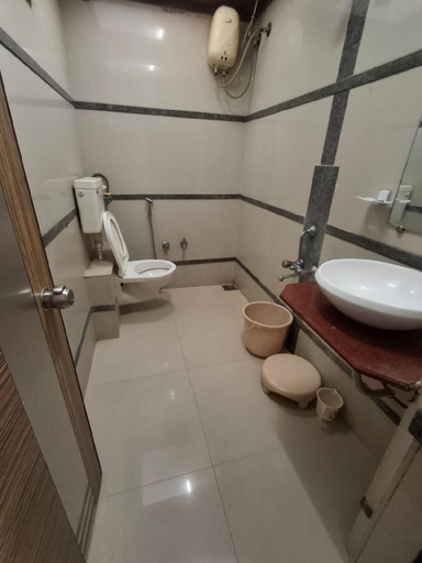 5, Hotel Meet Residency, Ahmadabad
