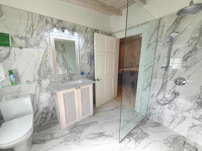 Bathroom 4, Coconut Grove 1, Luxury Villa by Island Villas